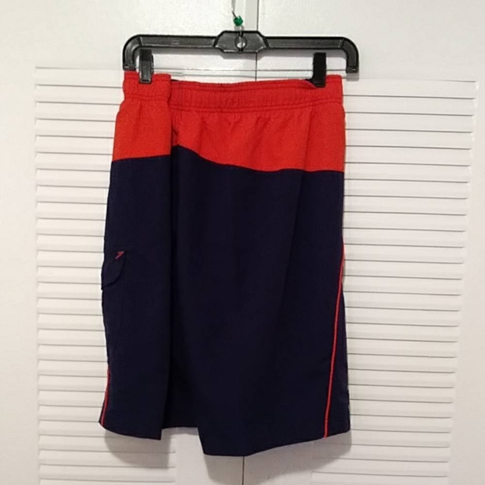 Shorts - Picture 3 of 4